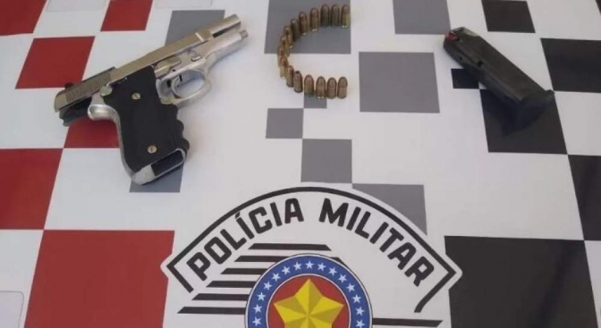 Polícia Militar de Araçatuba prende jovem de 20 anos com pistola no bairro São José