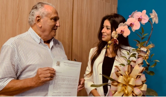Diretora da Colormaq visita Santa Casa de Araçatuba e adota reforma de dois apartamentos em ala de internação de pacientes do SUS