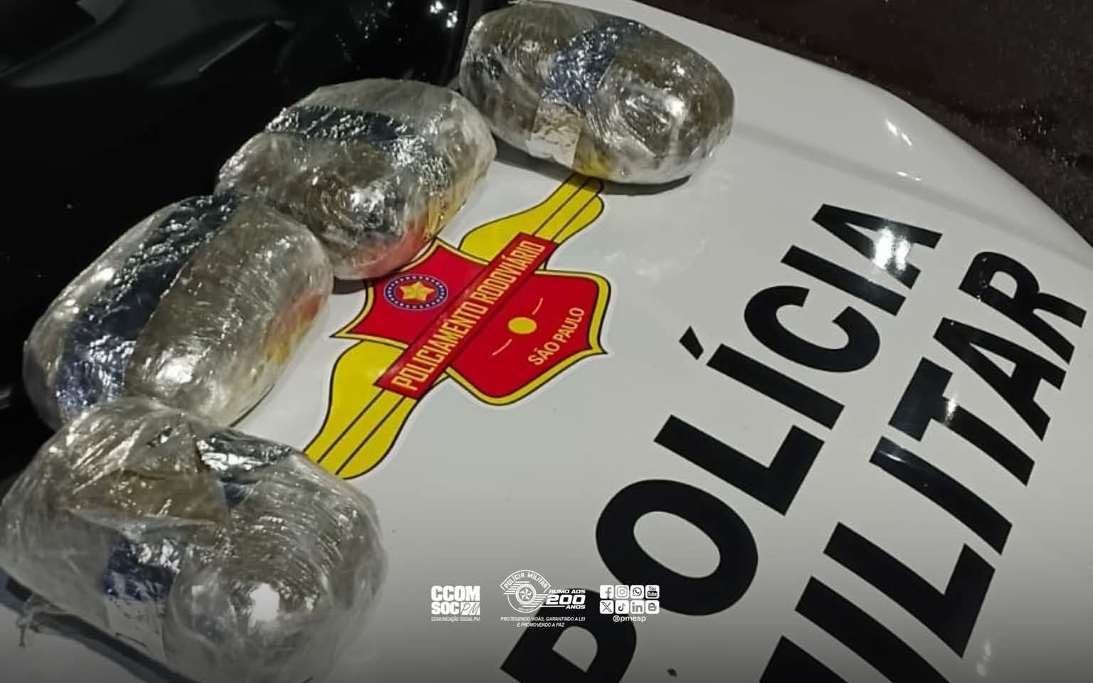 Passageira de ônibus é presa com quatro pacotes de skunk em Andradina 