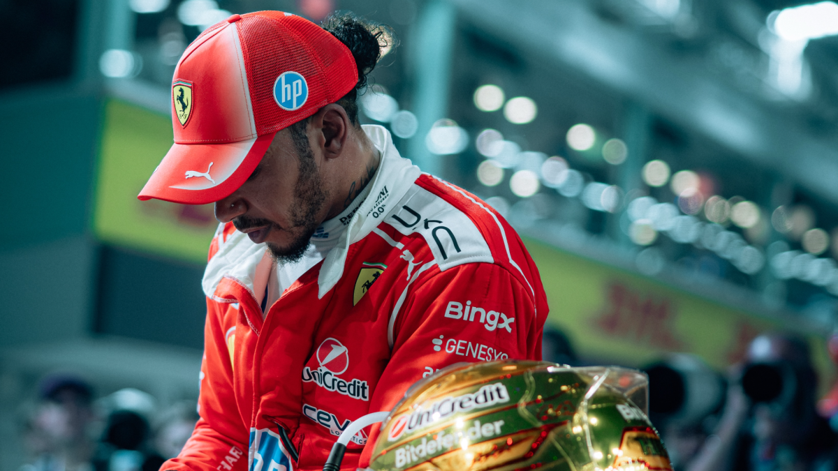 F1: Hamilton sofre mal-estar e recebe atendimento médico após GP de Singapura