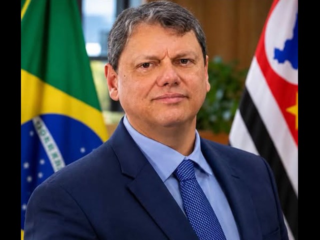 Governo de SP autoriza novo concurso com 5 mil vagas para professores