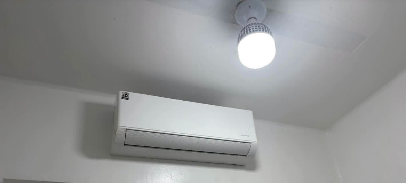 Prefeitura de Sud Mennucci instala ar condicionado nos quartos da Santa Casa de Sud Mennucci 