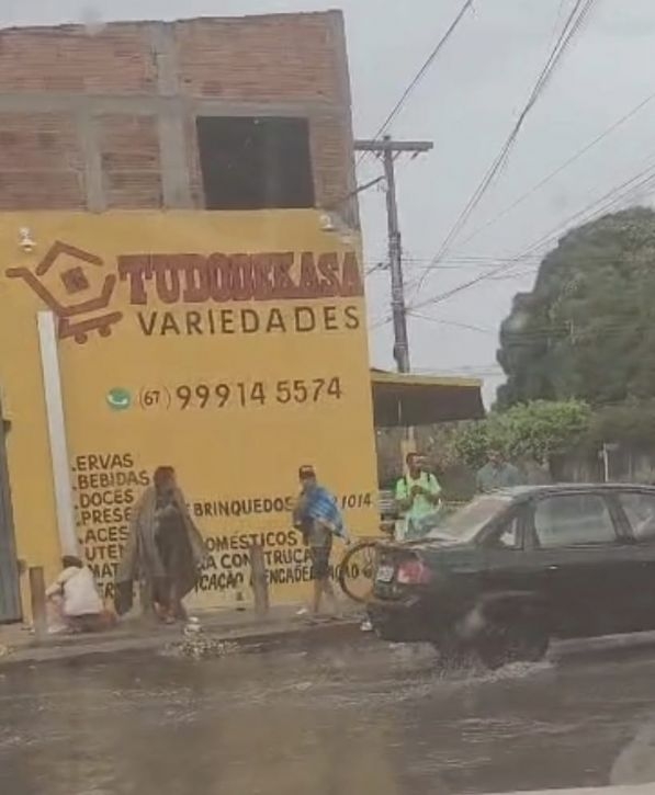 Bairro Paranapunga pede socorro em Três Lagoas: moradores convivem com abandono e aumento alarmante de usuários de drogas