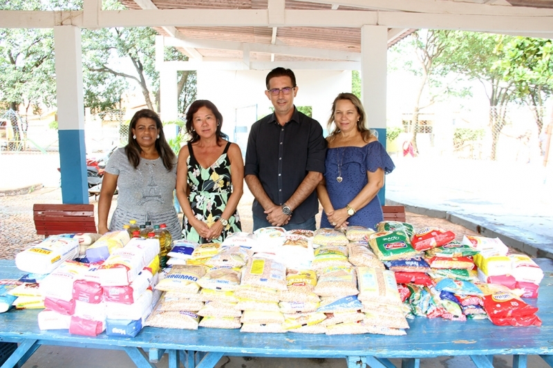 Fundo Social de Andradina recebe doação de alimentos do Cursinho Diferencial