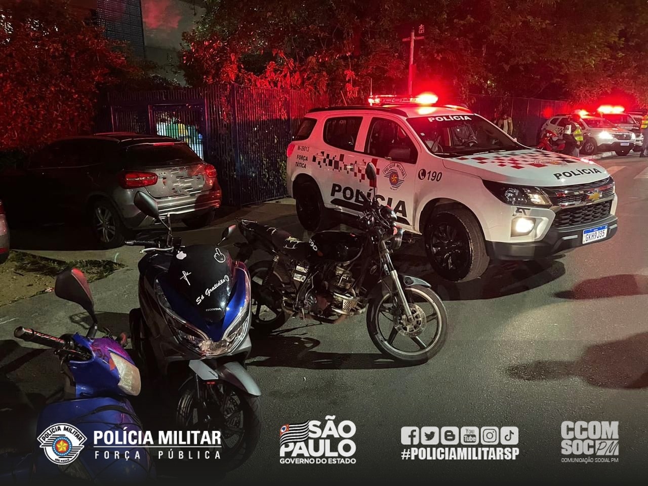 POLÍCIA MILITAR RECUPERA VEÍCULO ROUBADO, APREENDE ARMA DE FOGO E FISCALIZA ADEGAS IRREGULARES DURANTE OPERAÇÃO PAZ E PROTEÇÃO NA ZONA LESTE DA CAPITAL