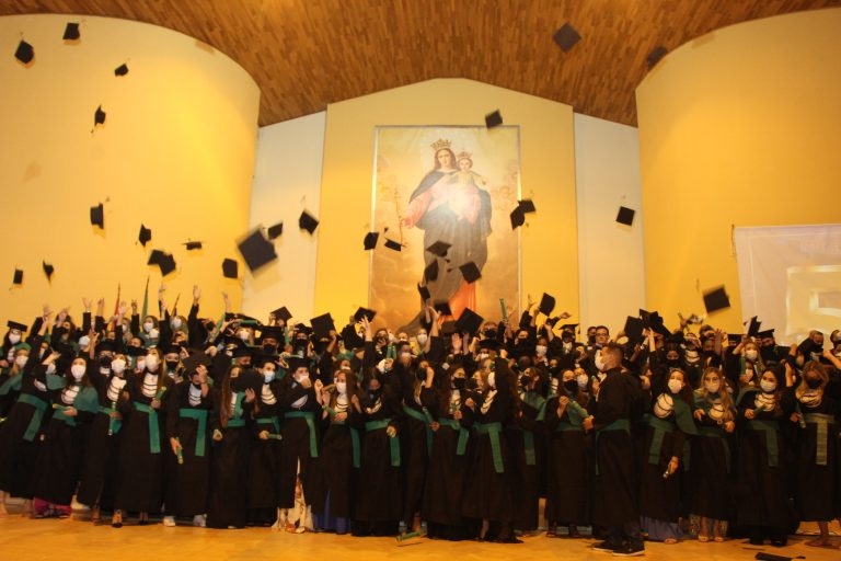UniSALESIANO de Araçatuba retoma comemorações e realiza 1ª noite de Formaturas