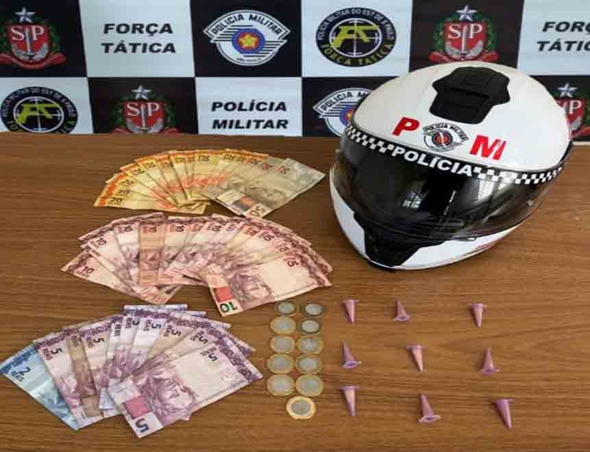 ROCAM de Araçatuba prende loira que traficava no bairro Água Branca