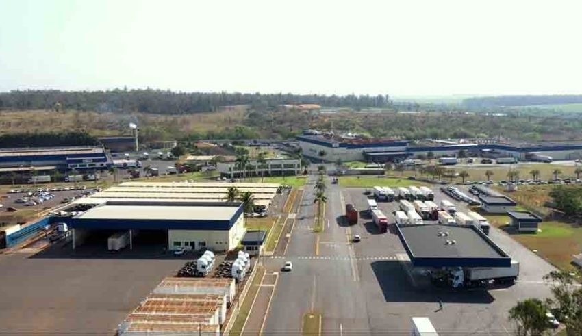 Andradina exportou US$ 723,3 milhões de dólares quase R$ 4 bilhões de reais em 2.025