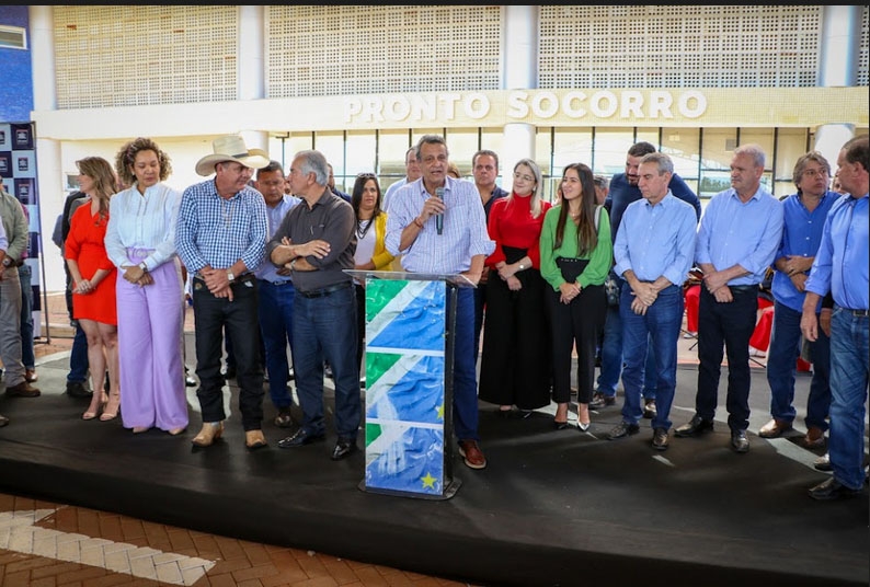 Prefeito Ângelo Guerreiro participa da cerimônia de inauguração do Hospital Regional de Três Lagoas