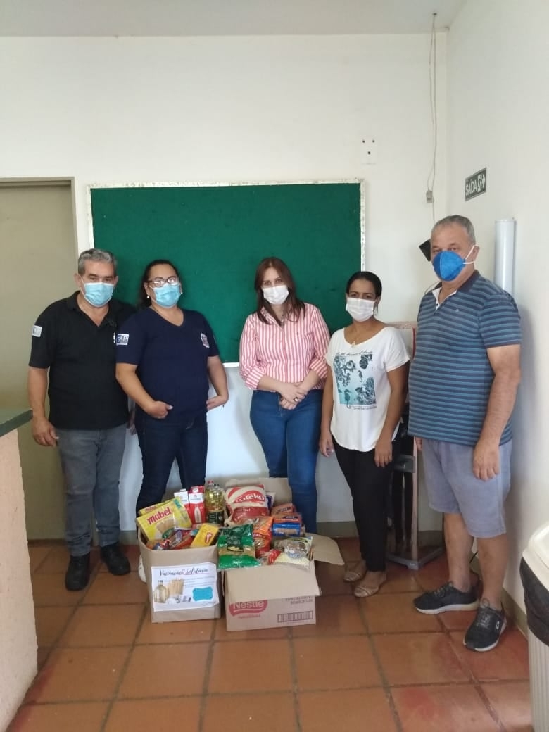 Corpo Funcional da Penitenciária 3 de Lavínia doou alimentos ao Fundo Social da Prefeitura de Lavínia