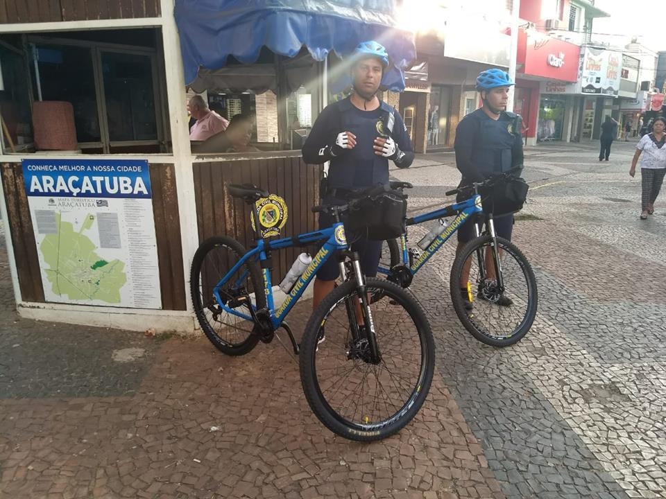 Morador alerta os 15 vereadores de Andradina para não apanharem na rua !