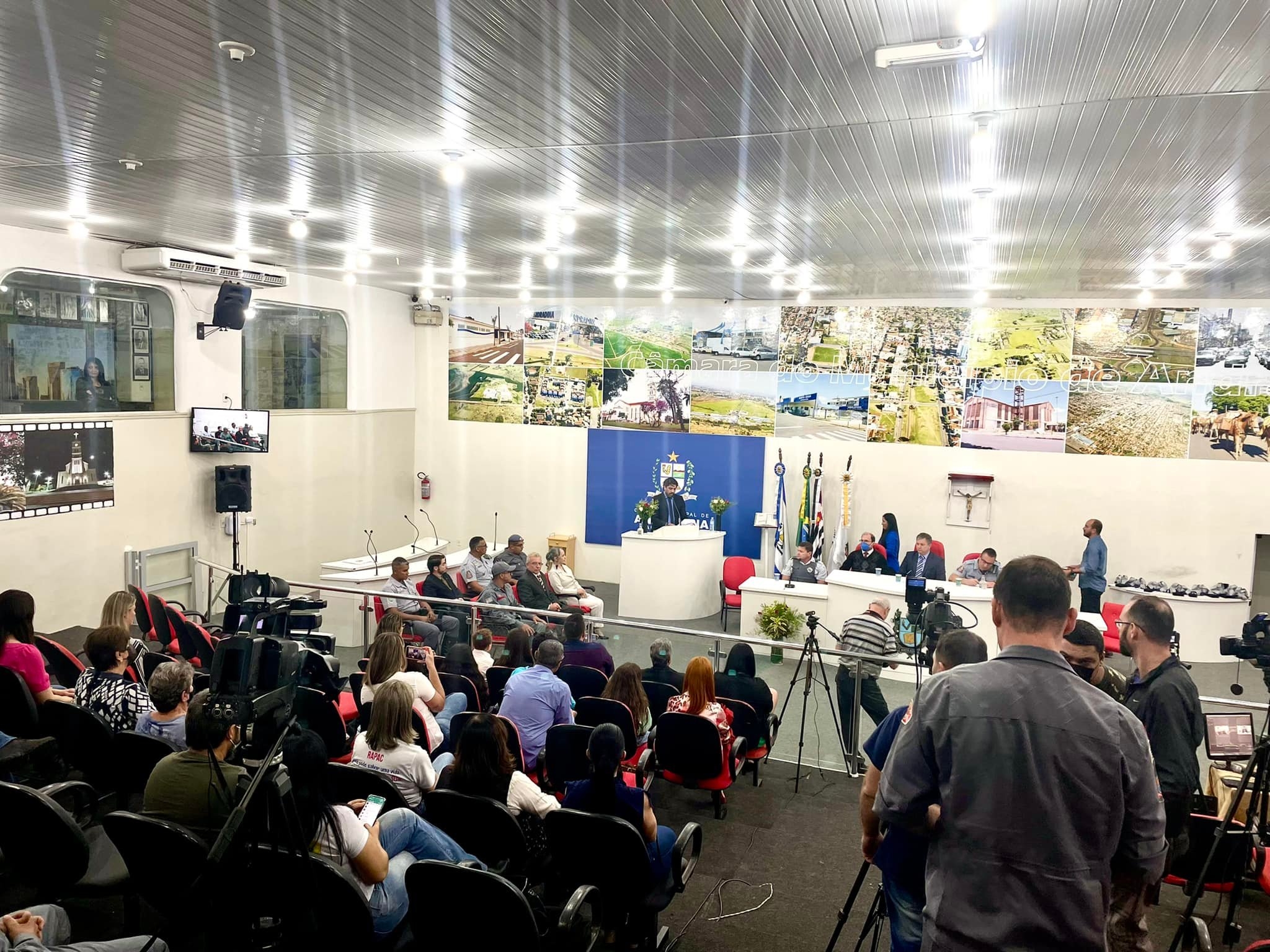 POLICIAIS MILITARES HOMENAGEADOS NA CÂMARA DE ANDRADINA