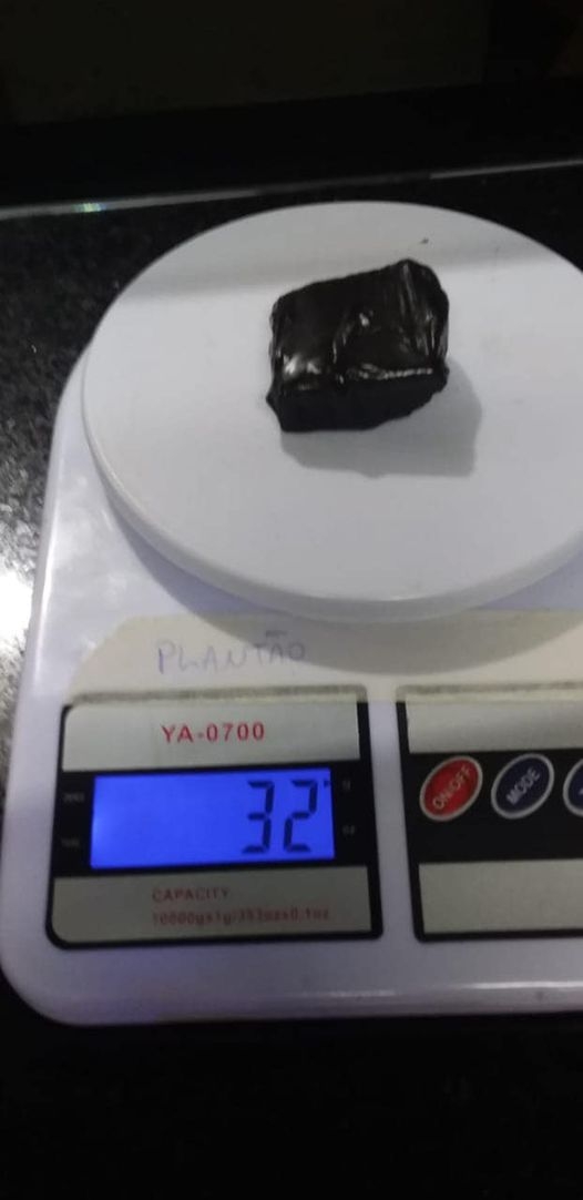 Rádio Patrulha de Andradina em patrulhamento detém morador do bairro Pereira Jordão com maconha