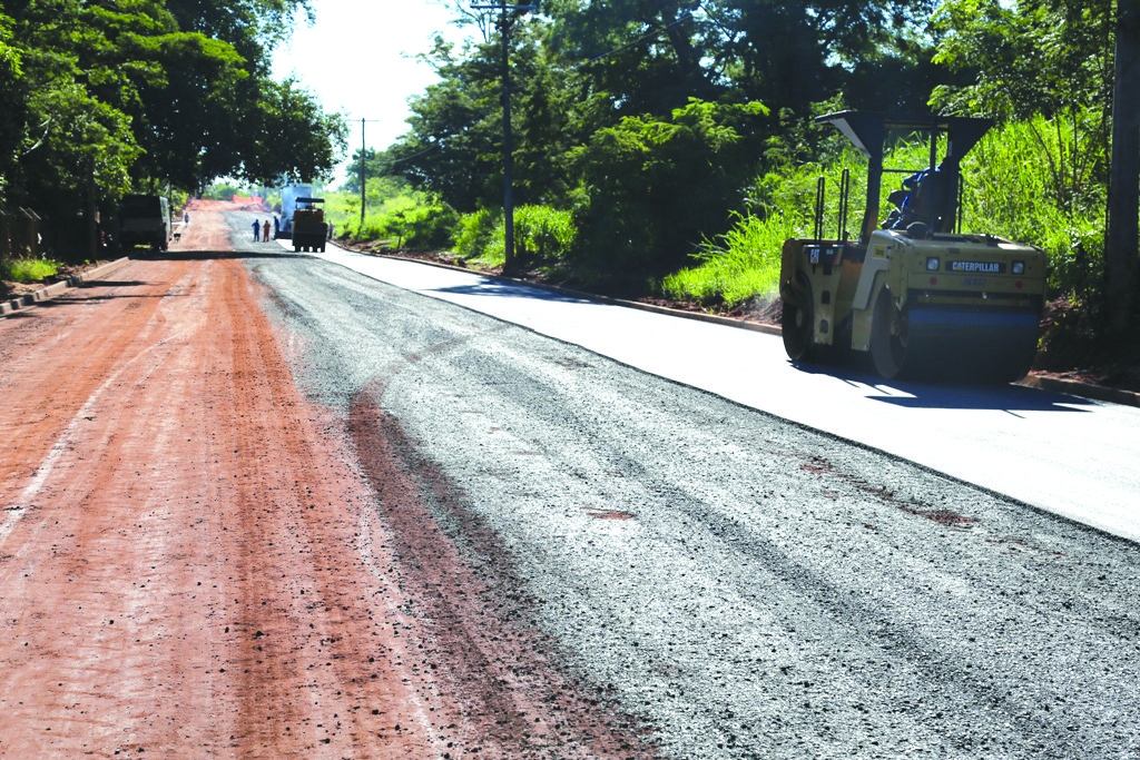 Rodarte questiona Prefeitura de Andradina sobre paralisação do asfalto para o Distrito de Paranápolis