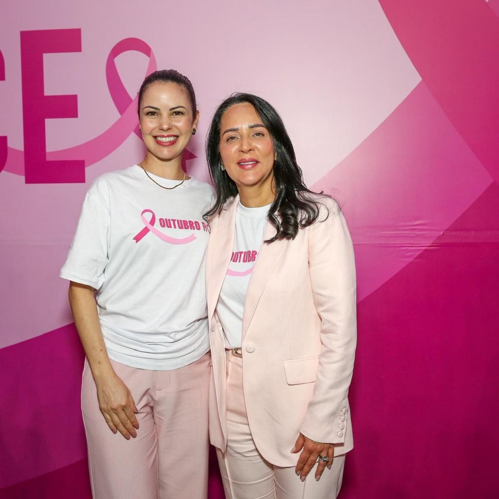 Primeira-dama de Araçatuba participa do lançamento da campanha "Prevenir é sua melhor chance" ao lado da primeira-dama do Estado