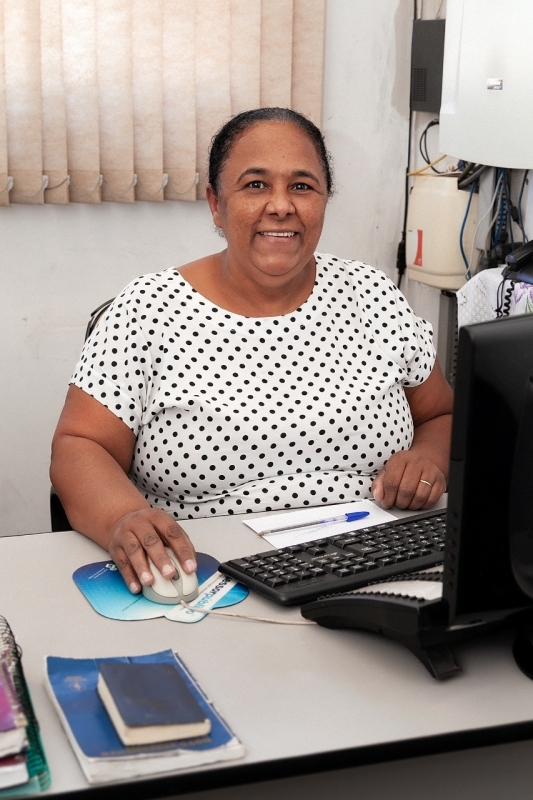Servidora de 30 anos de casa é a voz da Prefeitura de Andradina