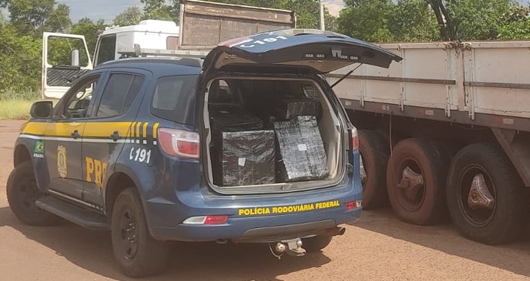 PRF apreende 244 Kg de cloridrato de cocaína em Água Clara (MS) no valor de 44 milhões de reais