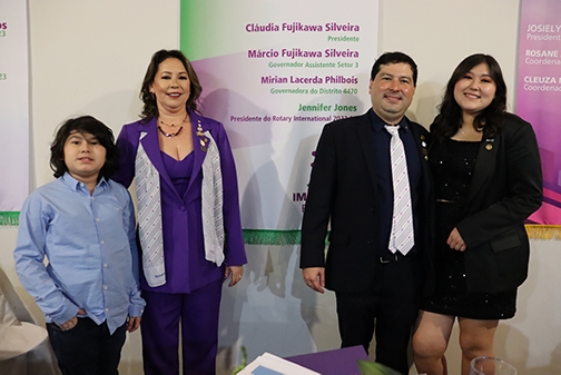 Cláudia Fujikawa assume presidência do Rotary Club de Mirandópolis