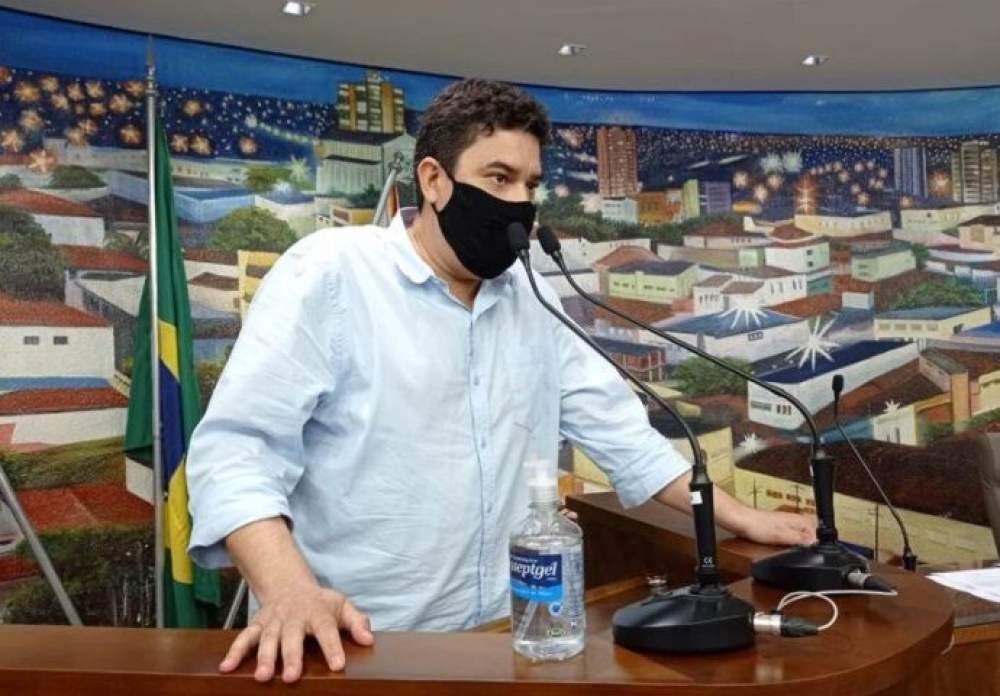 Não vai ser um Hospital de Campanha e sim um Matadouro, diz Jacob vereador de Fernandópolis