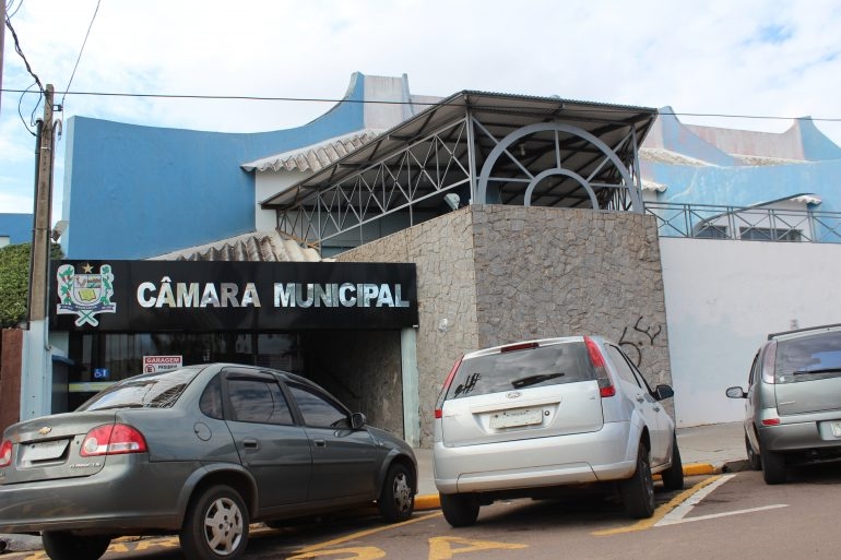 Câmara de Andradina reduz duodécimo para compra de 14 aparelhos de ar condicionado