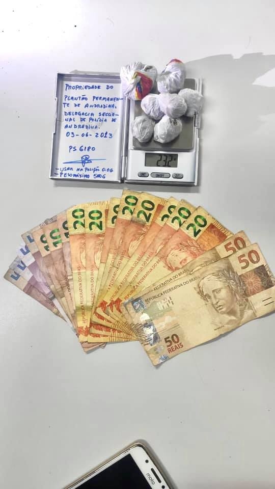 Rocam de Andradina realizando patrulhamento à noite prendeu traficante próximo do Centro Social Urbano