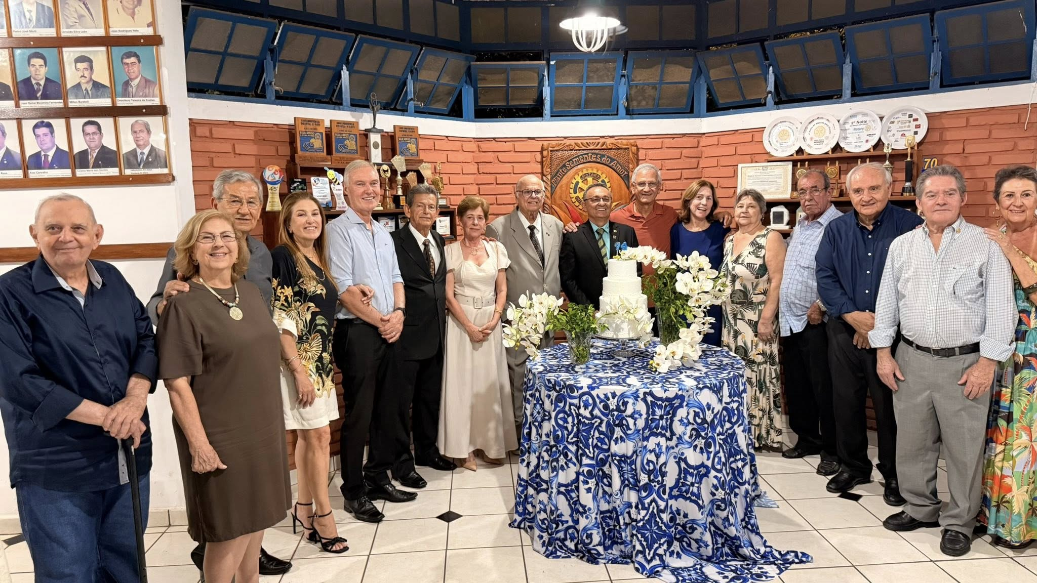 Rotary Clube de Andradina celebra 74 anos de história com noite de homenagens e confraternização