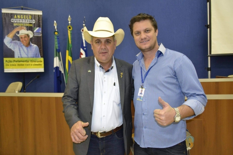 Bombeiros de Três Lagoas ministram palestra na Escola Bom Jesus