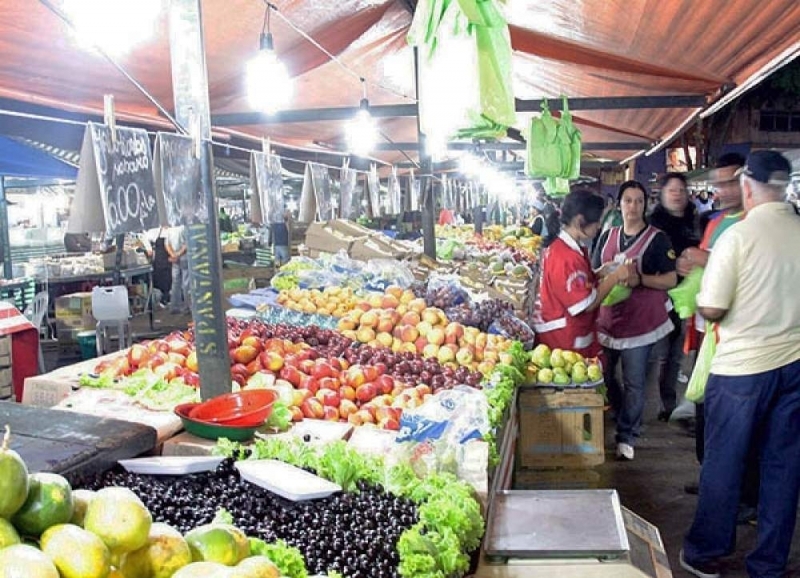 Na Terra do Rei do Gado Feira Livre de “quinta” retorna para a Praça do Teodoro