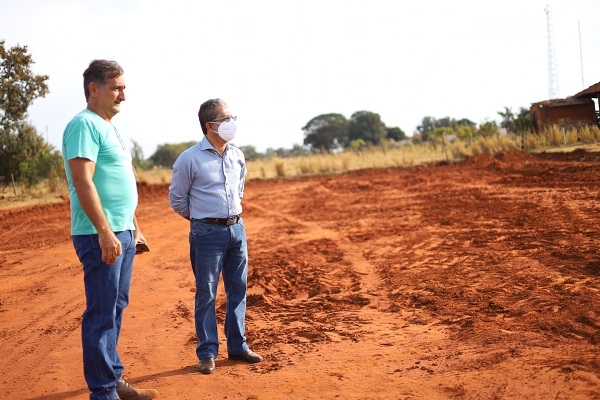 Em visita a empreendimento, prefeito Paulo comemora investimentos em Castilho
