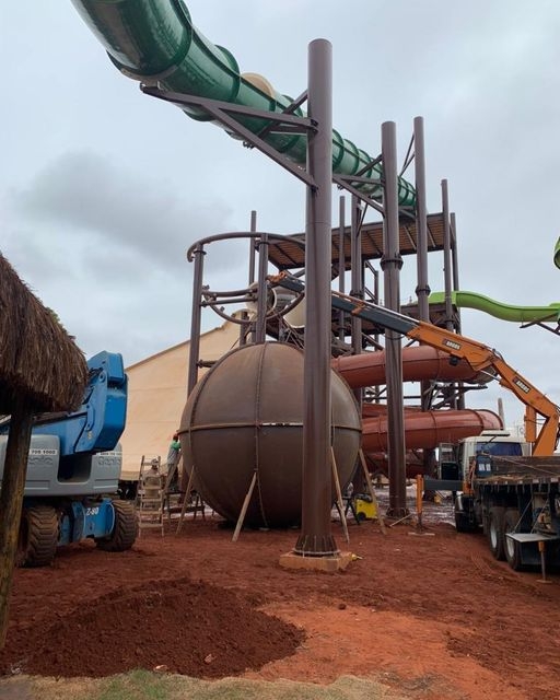Primeiro toboágua esfera do Brasil está chegando no Parque Acqualinda de Andradina