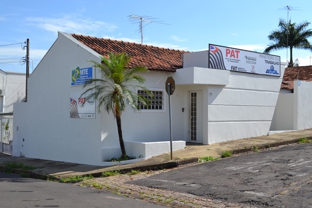 Homem que usava veículo para se masturbar na porta de escola é detido ao ser flagrado pela Radiopatrulha de Andradina