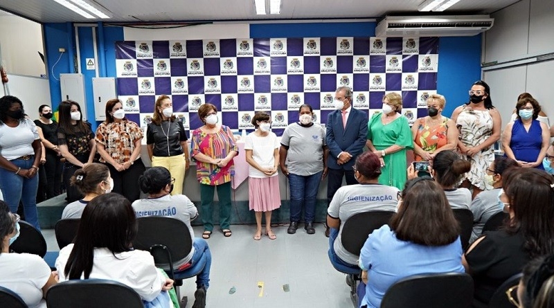 Prefeito de Araçatuba faz homenagem às mulheres