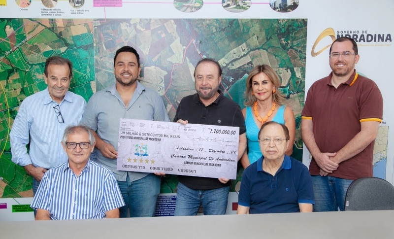 Presidente da Câmara faz devolução de R$ 1,7 milhões para a Prefeitura de Andradina