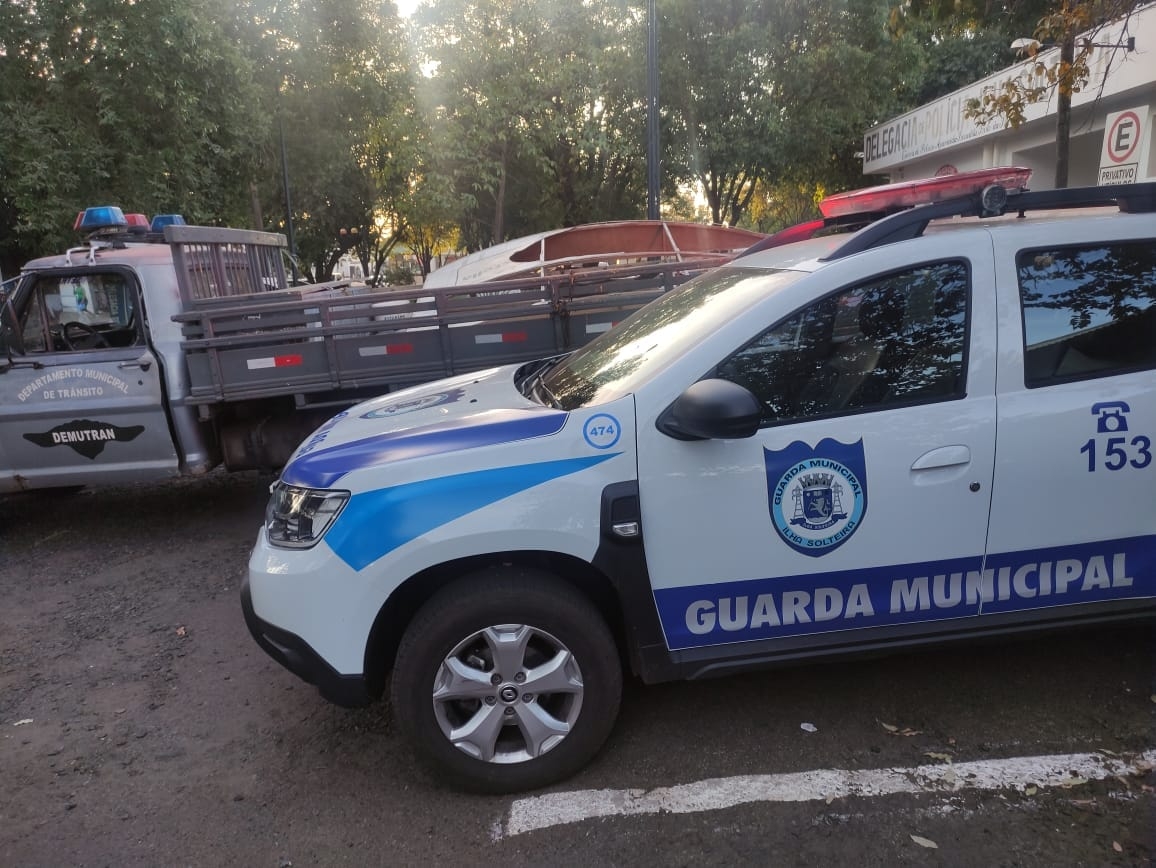 Guarda Municipal de Ilha Solteira prende homem em flagrante furtando barracão