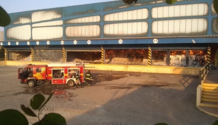 Incêndio destrói fábrica de tecidos em Três Lagoas