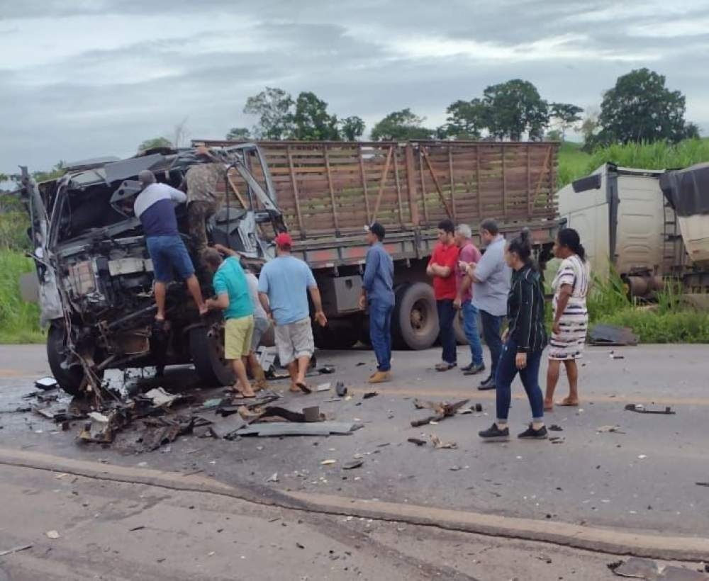 Andradinense sofre acidente grave em Rondônia