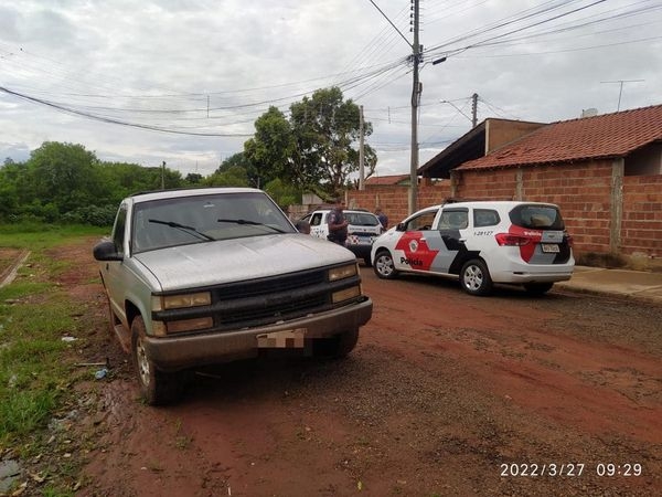 Rádio Patrulha de Andradina localiza caminhonete furtada em Castilho no bairro Pereira Jordão