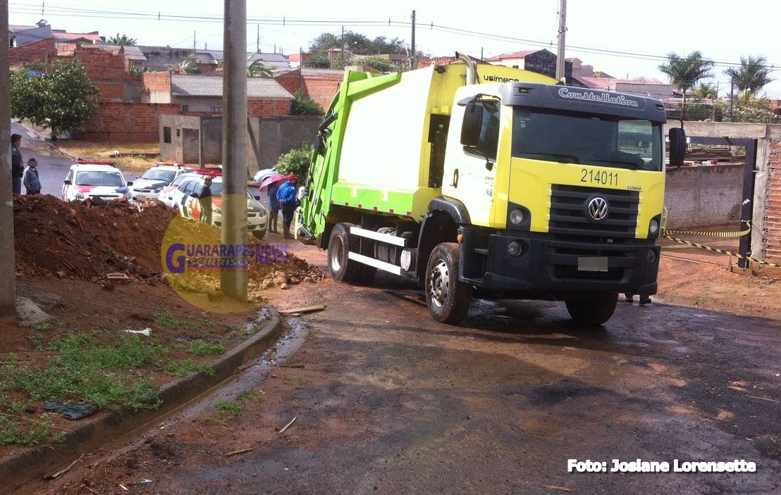 Idoso sofre perfuração no pulmão após cair no banheiro da praça central de Mirandópolis