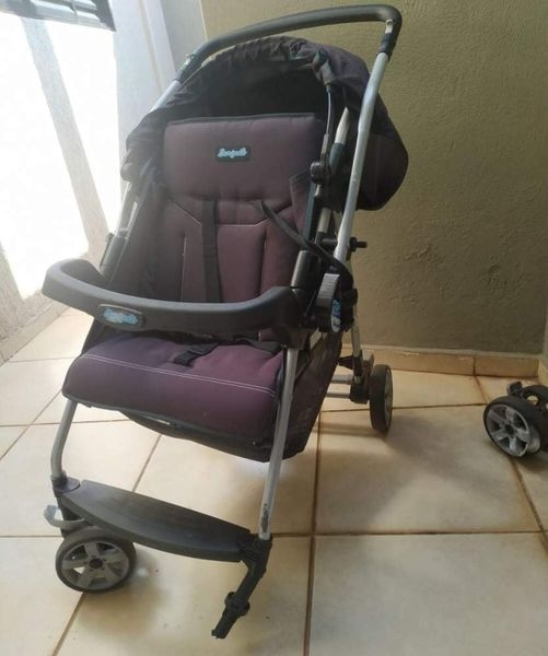 Motorista foge após atropelar carrinho com bebê na avenida Lisboa bairro Jardim Europa em Andradina