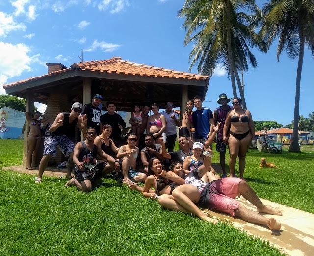 Praia Pôr do Sol, em Pereira Barreto, recebe excursão de turistas colombianos