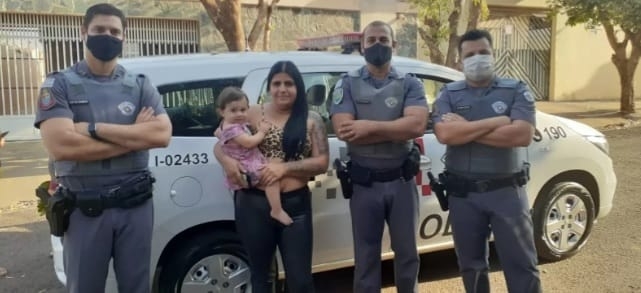 Policiais Militares salvam bebê engasgado com leite em Birigui