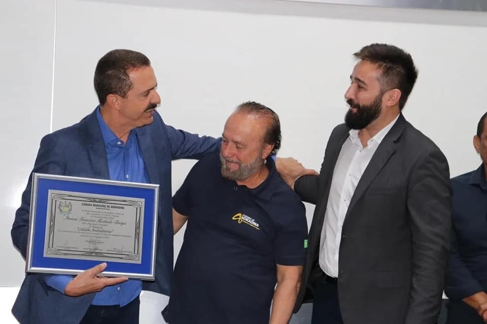 Deputado Itamar Borges recebe homenagens na região de Andradina