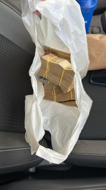Polícia Federal flagra pagamento de propina entre policiais e apreende R$ 160 mil em Três Lagoas