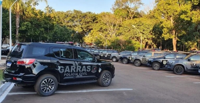 Polícia Civil prende em flagrante grupo de assaltantes que realizou roubo em prédio localizado no centro de Campo Grande