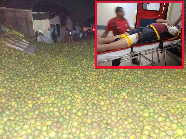 Caminhão carregado com laranja tomba na rodovia Gal Figueiredo trevo de Nova Independência