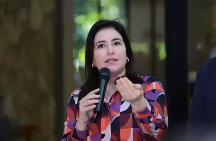 Simone Tebet avalia trocar MS por SP para disputar o Senado