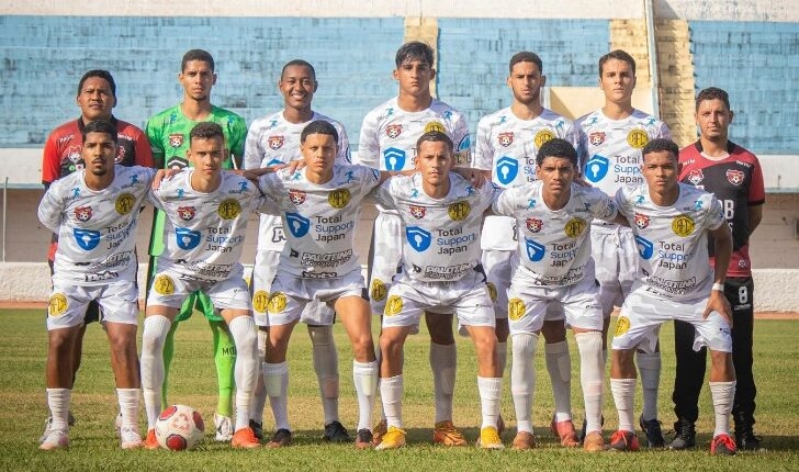 FLAMENGO CHAMA ATLETAS DE TIME DE ARAÇATUBA PARA TESTE