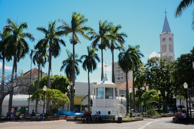Poder Legislativo entra com representação na Promotoria de Defesa do Consumidor contra o aumento abusivo na conta de água em Andradina