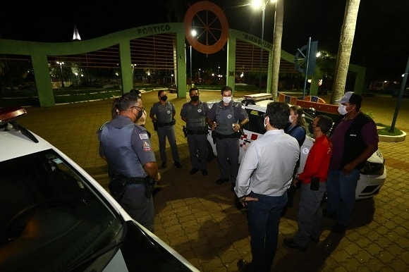 Ronda sanitária e atividade delegada de Castilho realizam patrulhamento em toque de recolher
