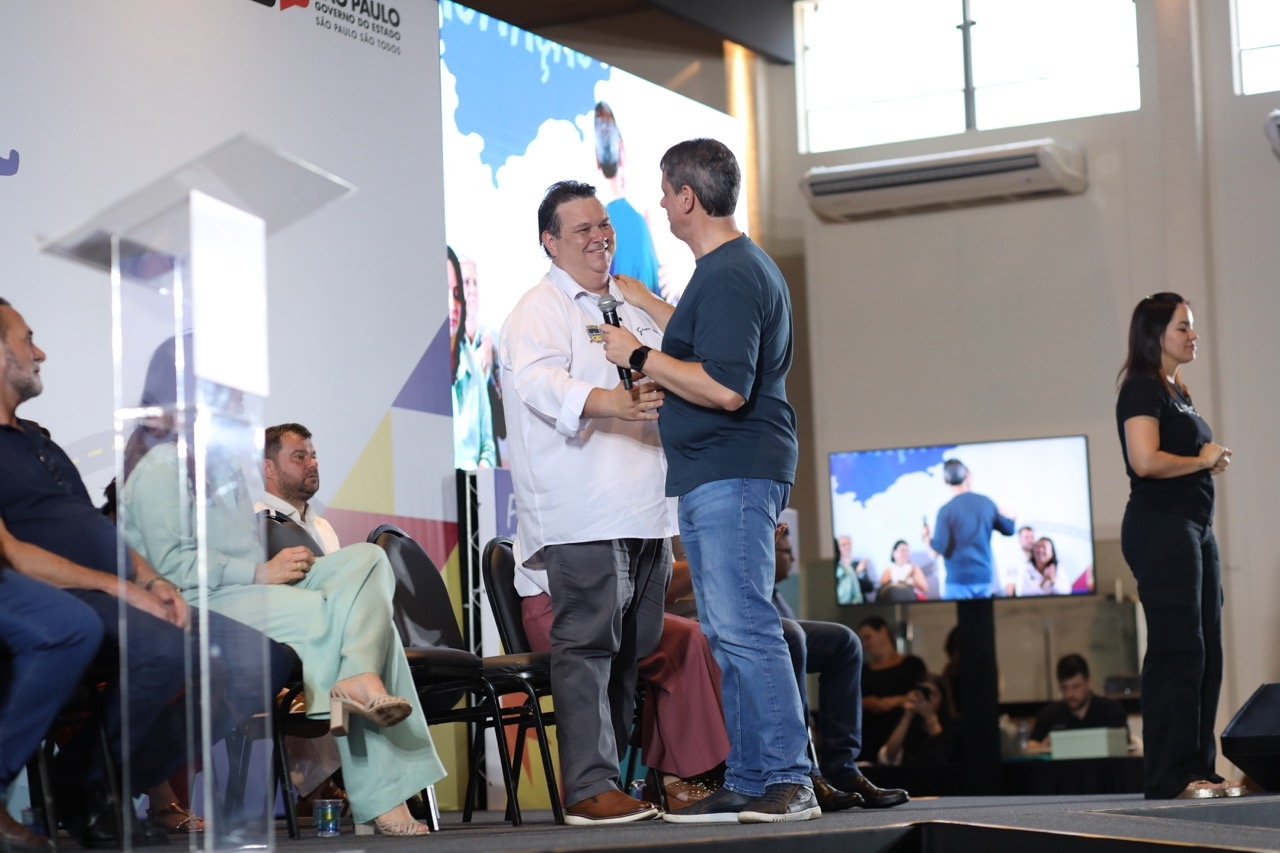 Governador Tarcísio reafirma compromisso com a construção da Escola Ebe Aurora e a liberação do novo Fórum de Mirandópolis